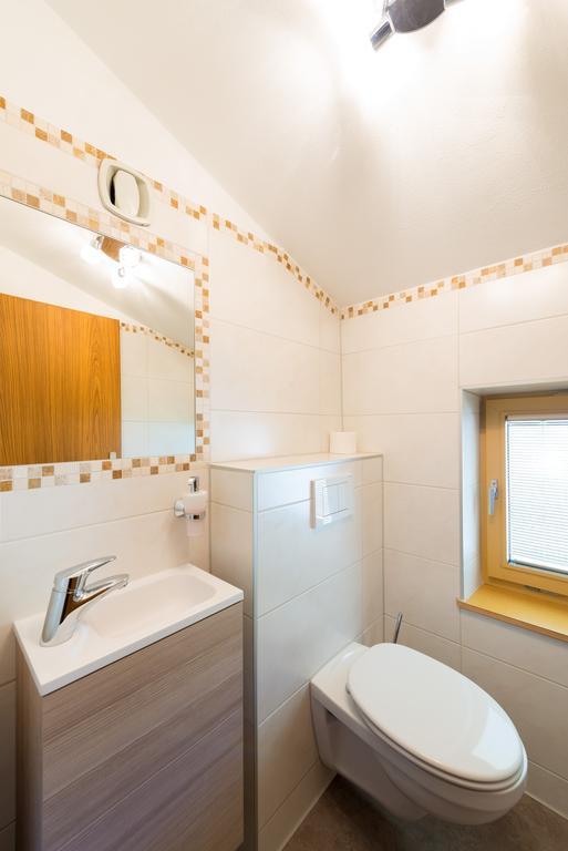 דירות לרמוס Haus Enzian חדר תמונה